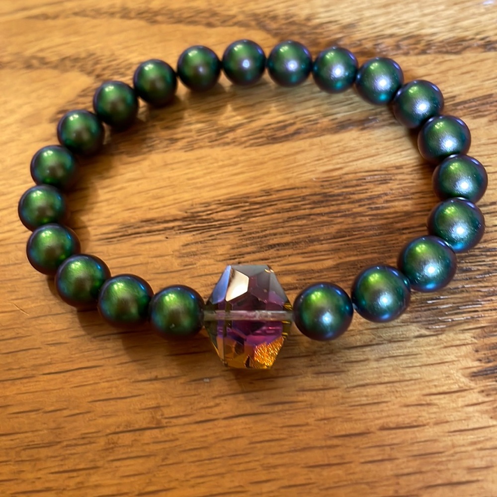 ElleV Design bracelet